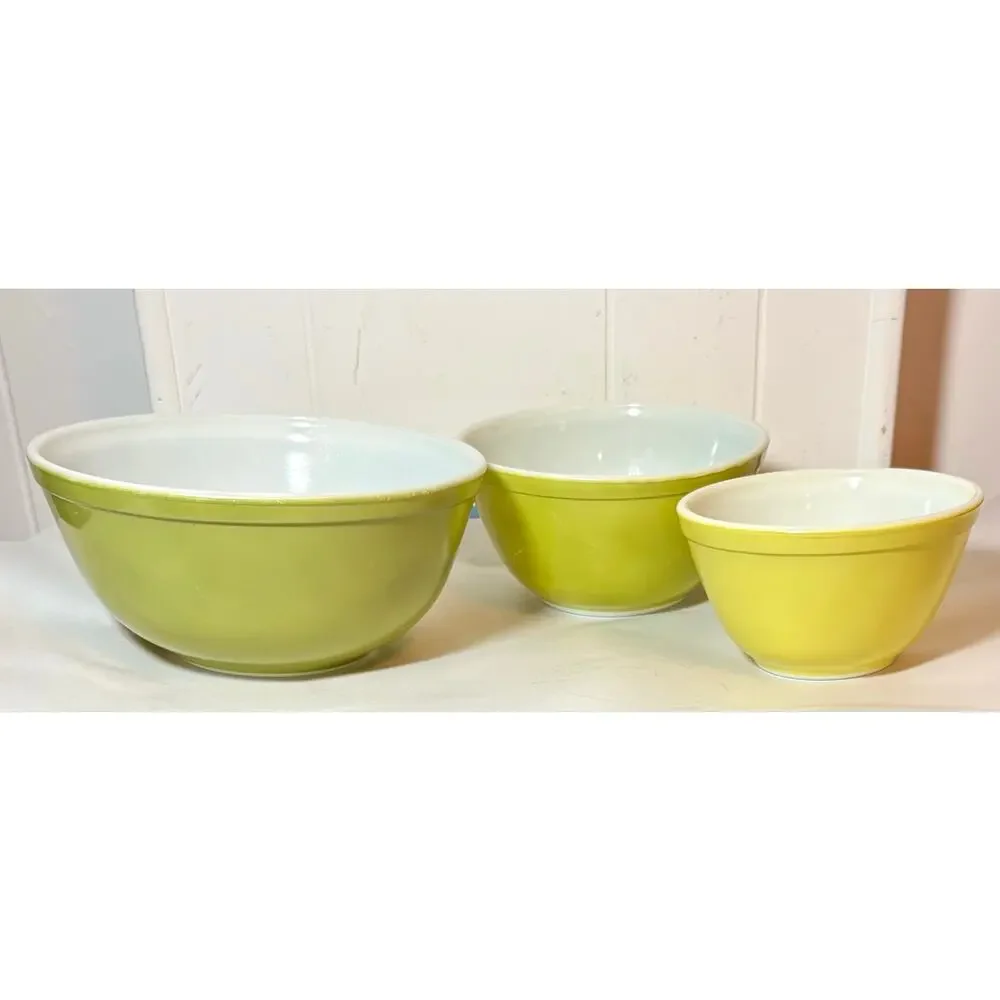 Vintage Pyrex Verde Nesting Mixing Bowls Set 3pc 401 402 403 Avocado Green MCM